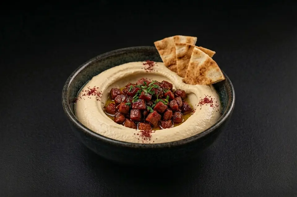 Hommos Soujouk